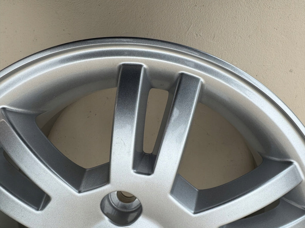 1x Alufelge 15 Zoll 5.5" 4x100 Toyota Yaris Rim Wheel FEL8111041682uk