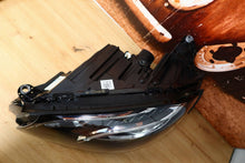 Laden Sie das Bild in den Galerie-Viewer, Frontscheinwerfer Mercedes-Benz W213 A2139067706 LED Links Headlight SCH4397063812pz