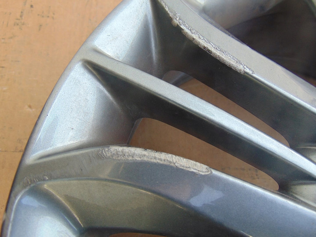 1x Alufelge 17 Zoll 6.5" 5x114.3 Glanz Silber 52910-2Y650 Hyundai Ix35 Rim Wheel