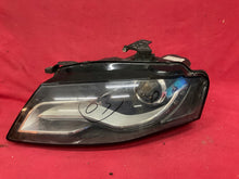 Load image into Gallery viewer, Frontscheinwerfer Audi A4 B8 8K0941003G 0301240281 Xenon Links Headlight