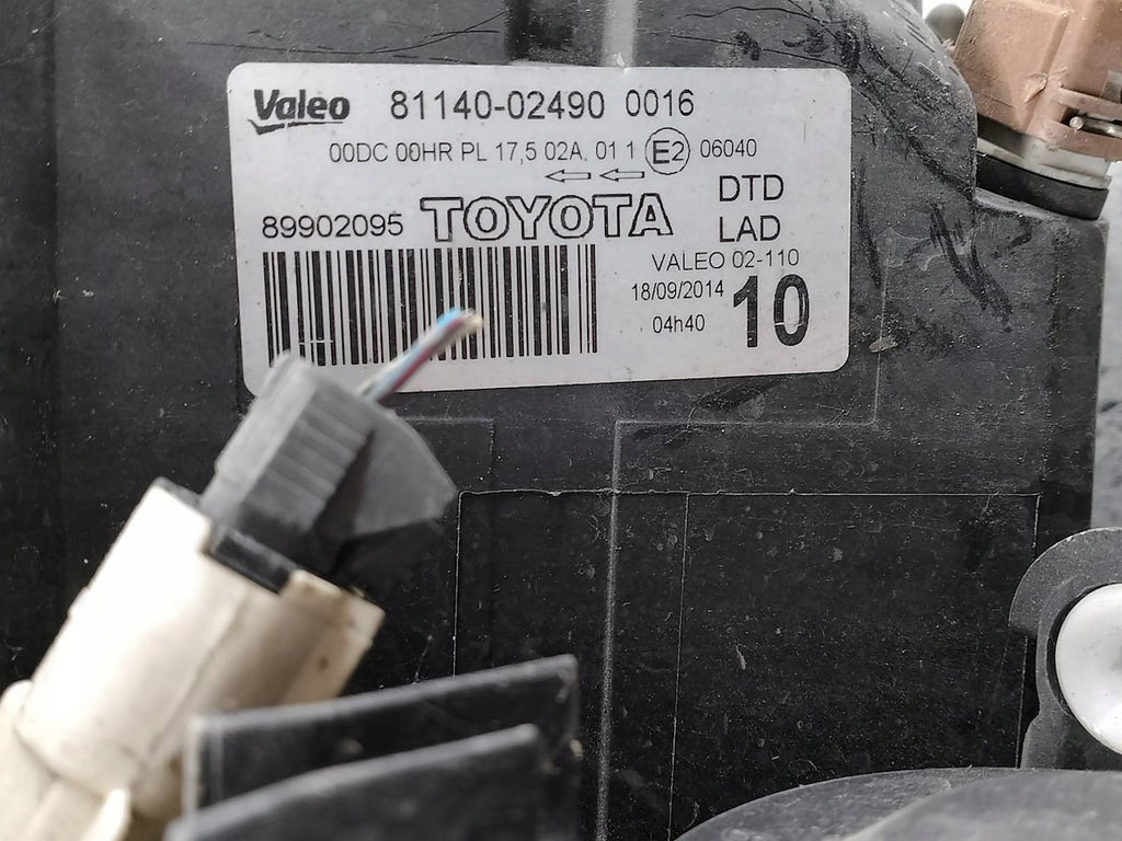 Frontscheinwerfer Toyota Auris 81140-02490 85967-52021 Xenon Rechts Headlight