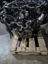 Laden Sie das Bild in den Galerie-Viewer, Motor Audi A4 B9 DETA 2.0 TDI 190PS 140kW 111TKm 2016 Diesel Engine Unkomplett