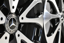 Laden Sie das Bild in den Galerie-Viewer, 4x Alufelge 18 Zoll 8.0" 5x112 45ET Glanz Silber A2134011100 Mercedes-Benz W213 FEL5487811390bj