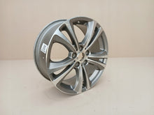 Laden Sie das Bild in den Galerie-Viewer, 1x Alufelge 18 Zoll 7.5" 5x112 51ET Glanz 6856069 BMW F39 X1 F48 Rim Wheel FEL6413378738fc