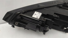 Laden Sie das Bild in den Galerie-Viewer, Frontscheinwerfer VW Touran 5TB941082A LED Rechts Scheinwerfer Headlight