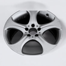 Laden Sie das Bild in den Galerie-Viewer, 1x Alufelge 18 Zoll 9.0&quot; 5x112 A2124016102 Mercedes-Benz W212 Rim Wheel