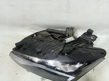 Laden Sie das Bild in den Galerie-Viewer, Frontscheinwerfer Peugeot 308 III 9849116580 Links Scheinwerfer Headlight