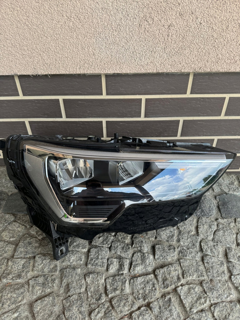 Frontscheinwerfer Audi Q3 83A941012 LED Rechts Scheinwerfer Headlight