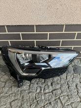 Laden Sie das Bild in den Galerie-Viewer, Frontscheinwerfer Audi Q3 83A941012 LED Rechts Scheinwerfer Headlight