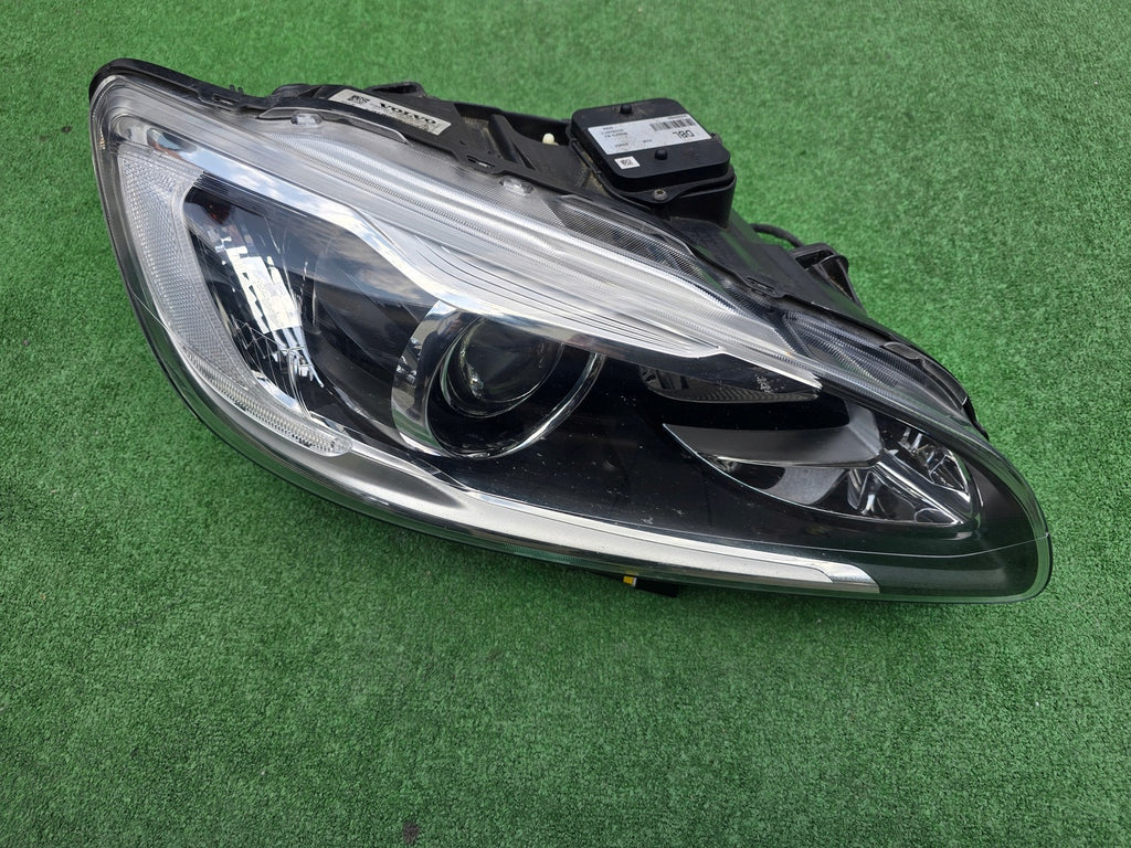 Frontscheinwerfer Volvo S60 V60 31420262 Bi-Xenon Rechts Scheinwerfer Headlight SCH5193153375bs