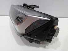 Laden Sie das Bild in den Galerie-Viewer, Frontscheinwerfer Audi Q2 81A941011 LED Links Scheinwerfer Headlight