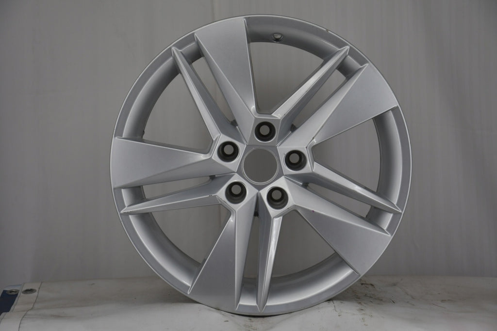 1x Alufelge 17 Zoll 6.5" 5x112 41ET Glanz Silber 3V0601025BH Skoda Rim Wheel FEL4924744174ly