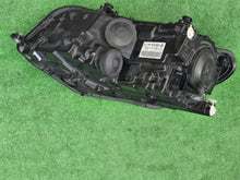 Load image into Gallery viewer, Frontscheinwerfer VW Caddy III 2K1941006A Rechts Scheinwerfer Headlight SCH3539547450ab