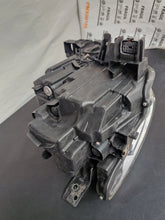 Laden Sie das Bild in den Galerie-Viewer, Frontscheinwerfer Mazda Cx3 Links Scheinwerfer Headlight SCH8705099211gs