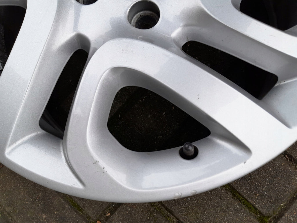 1x Alufelge 17 Zoll 6.5" 4x100 40ET Glanz Renault Captur Rim Wheel FEL7937535033os
