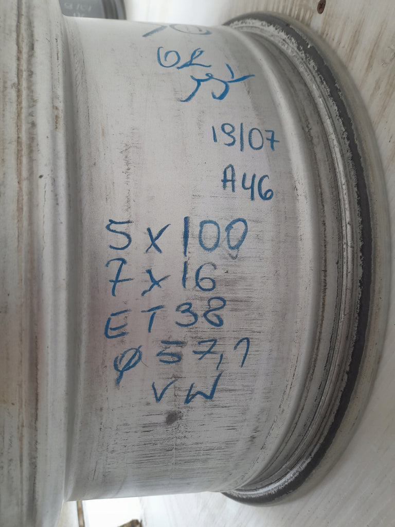 1x Alufelge 16 Zoll 7.0" 5x100 38ET Glanz Silber 1J9071491 VW Rim Wheel FEL6779412551at