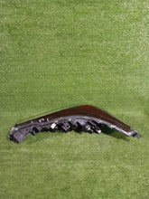 Laden Sie das Bild in den Galerie-Viewer, Frontscheinwerfer Toyota Corolla 81110-02X10 Rechts Scheinwerfer Headlight SCH2383927721mw