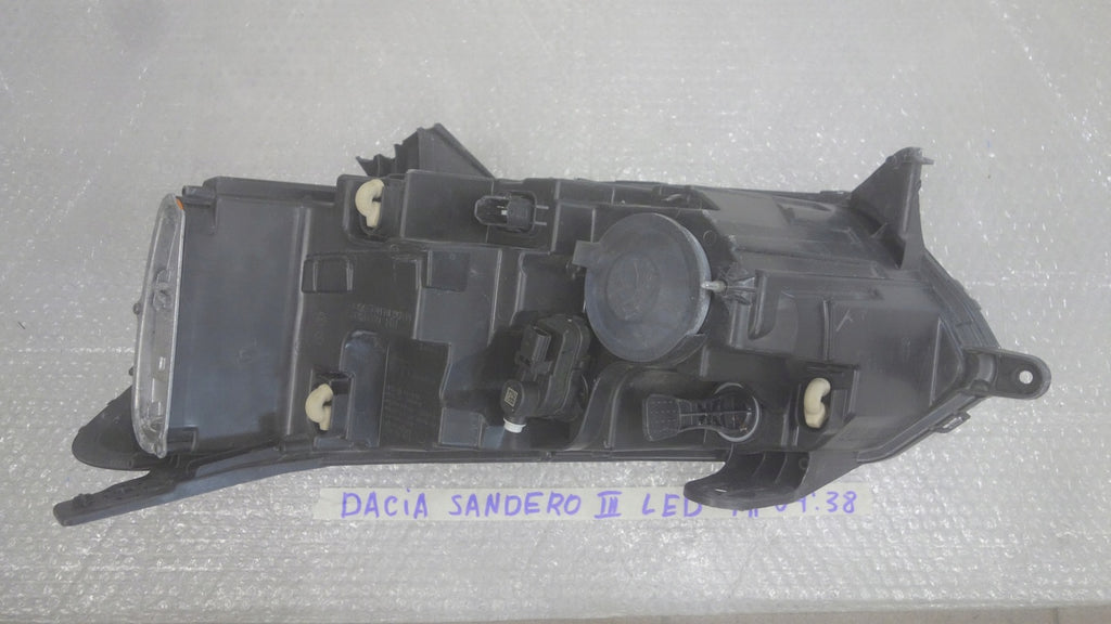 Frontscheinwerfer Dacia Sandero III Jogger 260107920 LED Rechts Headlight