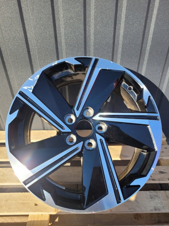 1x Alufelge 18 Zoll 8.0" 5x112 A2534011500 Mitsubishi Rim Wheel FEL4054936641hd