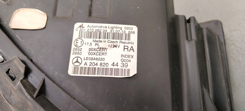 Frontscheinwerfer Mercedes-Benz W204 A2048204439 0301270282 LED Rechts Headlight SCH2710500501gg