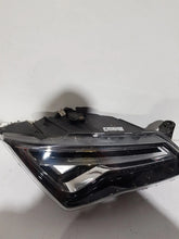 Laden Sie das Bild in den Galerie-Viewer, Frontscheinwerfer Seat Ateca 90117434 LED Ein Stück (Rechts oder Links)