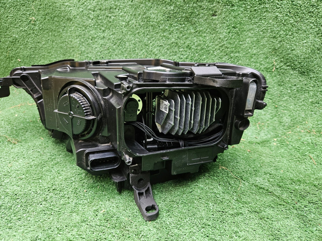 Frontscheinwerfer VW T-Roc 2GA941035P 2GA941036 LED Ein Satz Headlight SCH9172204830ni