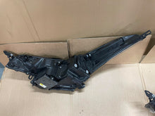 Load image into Gallery viewer, Frontscheinwerfer Toyota C-Hr Chr Full LED Ein Satz Scheinwerfer Headlight SCH1838600854sh
