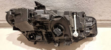 Load image into Gallery viewer, Frontscheinwerfer BMW 3 7886659-03 LED Links Scheinwerfer Headlight SCH3981779457cu