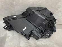 Laden Sie das Bild in den Galerie-Viewer, Frontscheinwerfer Skoda Karoq Kamiq 57B941015B LED Links Scheinwerfer Headlight SCH7360998321rb