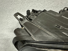 Load image into Gallery viewer, Frontscheinwerfer VW Touareg 7P1941034 Xenon Rechts Scheinwerfer Headlight