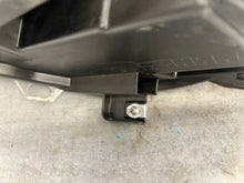 Laden Sie das Bild in den Galerie-Viewer, Frontscheinwerfer Opel Astra J 13253647 1EG010011-02 Rechts Headlight SCH8742912610jx