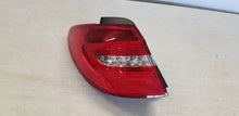 Laden Sie das Bild in den Galerie-Viewer, Rückleuchte Mercedes-Benz W246 A2468200564 Links Rearlight