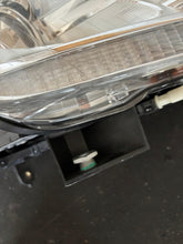 Load image into Gallery viewer, Frontscheinwerfer VW Phaeton 3D1941016G Xenon Ein Stück (Rechts oder Links) SCH9786447593uy