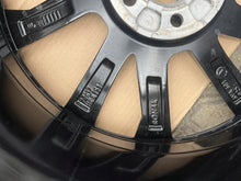 Load image into Gallery viewer, 1x Alufelge 17 Zoll 7.0" 5x100 Glanz 6VA601025 Skoda Fabia I Rim Wheel FEL7803812266qe