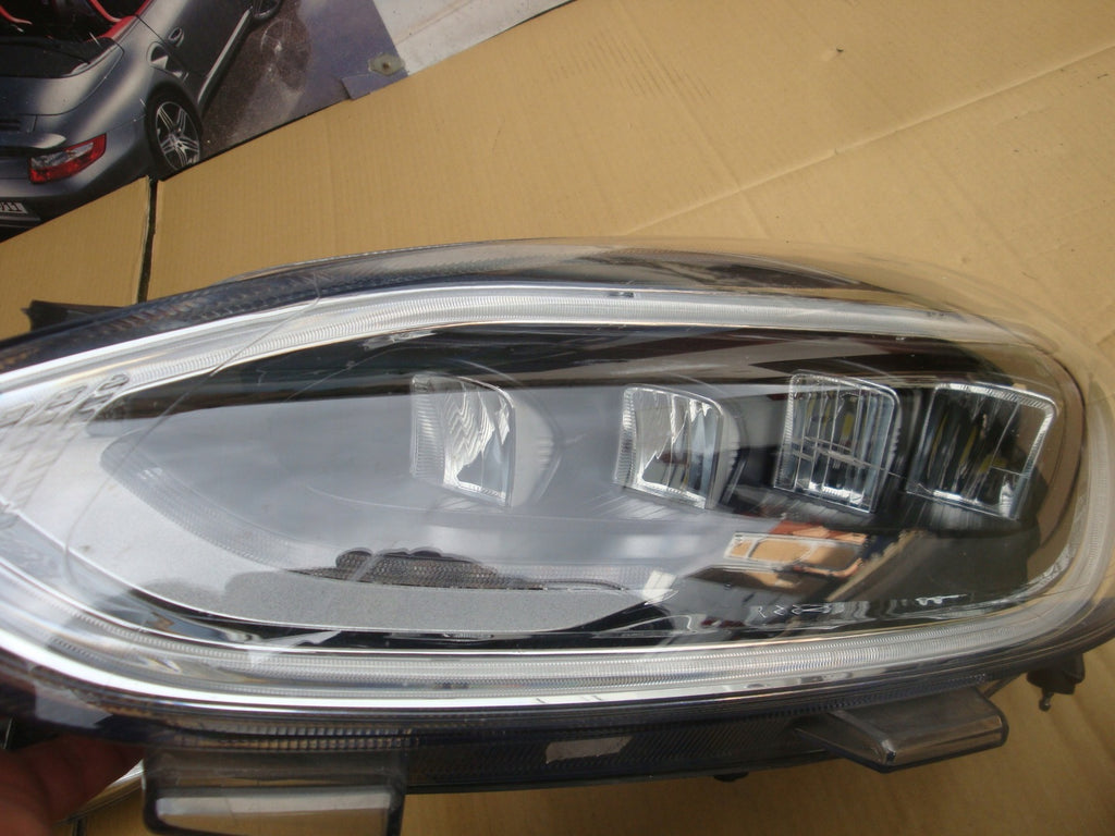 Frontscheinwerfer Ford Fiesta Full LED Ein Stück (Rechts oder Links) Headlight