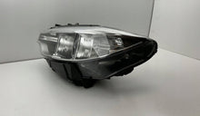 Laden Sie das Bild in den Galerie-Viewer, Frontscheinwerfer BMW 4 F32 F33 7410787 33073308 7296090030128267106 Links SCH2315424660np