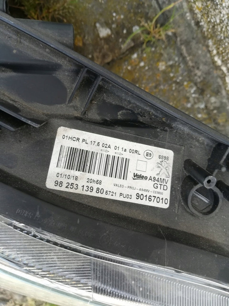 Frontscheinwerfer Peugeot 2008 I 9825313980 Links Scheinwerfer Headlight
