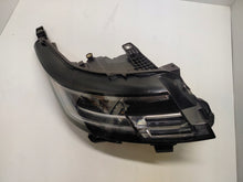 Laden Sie das Bild in den Galerie-Viewer, Frontscheinwerfer Land Rover Range I L460 M8E2-13W029-HM Full LED Rechts SCH4844996015xa