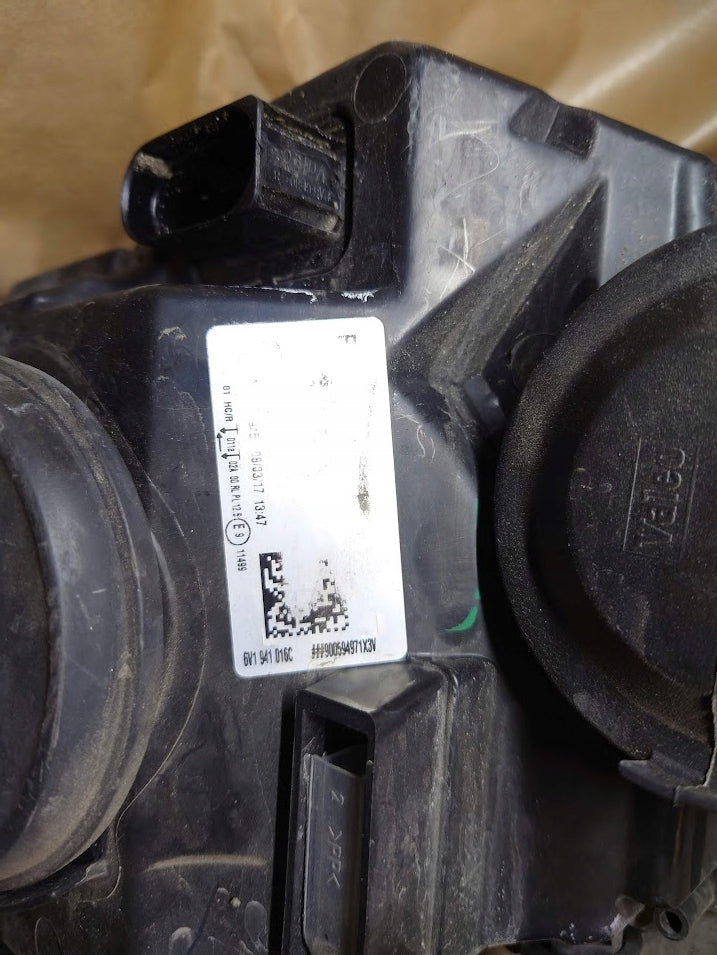 Frontscheinwerfer Skoda Fabia III 6V1941016C Rechts Scheinwerfer Headlight SCH1774904750nq