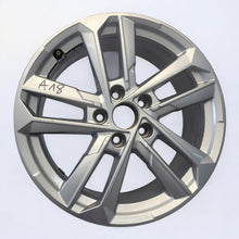 Load image into Gallery viewer, 1x Alufelge 17 Zoll 6.5&quot; 5x112 43ET Glanz Silber 8Y0601025L Audi A3 Rim Wheel