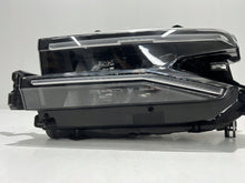 Laden Sie das Bild in den Galerie-Viewer, Frontscheinwerfer Citroën C5 Aircross 9845356280 Full LED Links Headlight