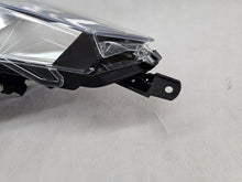 Laden Sie das Bild in den Galerie-Viewer, Frontscheinwerfer Toyota Corolla LED Rechts Scheinwerfer Headlight