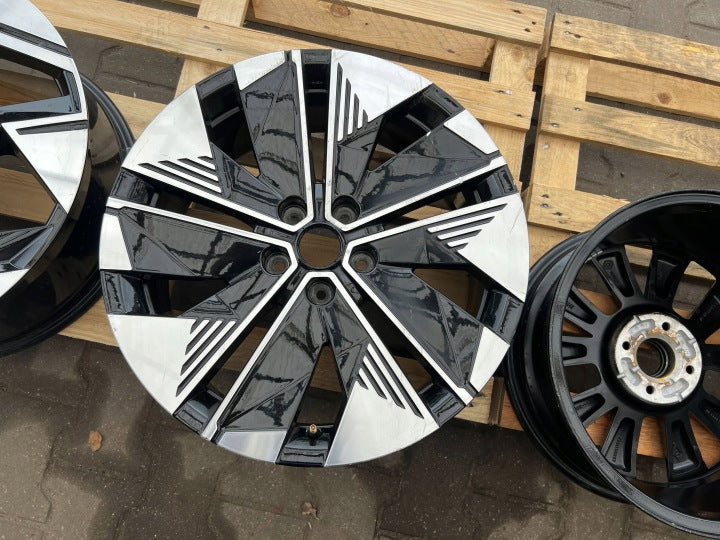 1x Alufelge 19 Zoll 5x114.3 Glanz 403002266R Renault E-Tech Scenic Rim Wheel FEL5440524133vb