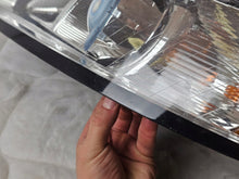 Laden Sie das Bild in den Galerie-Viewer, Frontscheinwerfer Volvo S40 II 31299587 0301237271 Xenon FALSE Headlight SCH4223154192dj