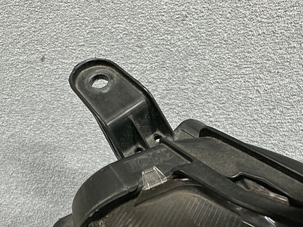 Frontscheinwerfer Toyota Yaris LED Rechts Scheinwerfer Headlight