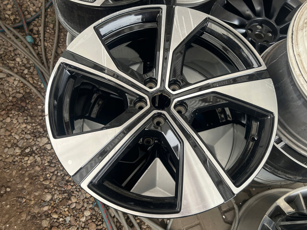 1x Alufelge 20 Zoll 8.5" 5x108 80007223 Polestar I Rim Wheel FEL7420172797la