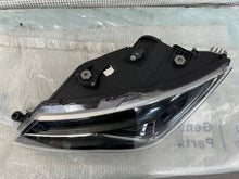 Laden Sie das Bild in den Galerie-Viewer, Frontscheinwerfer Seat Leon 5F1941007L Links Scheinwerfer Headlight