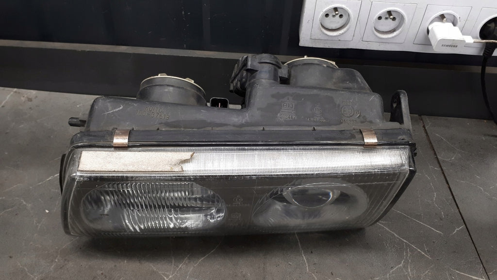 Frontscheinwerfer Mitsubishi Delica 100-37619 Links Scheinwerfer Headlight