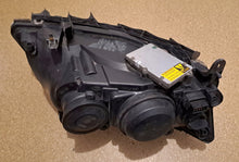 Laden Sie das Bild in den Galerie-Viewer, Frontscheinwerfer Saab 9-3 5DV008290-00 Xenon Links Scheinwerfer Headlight