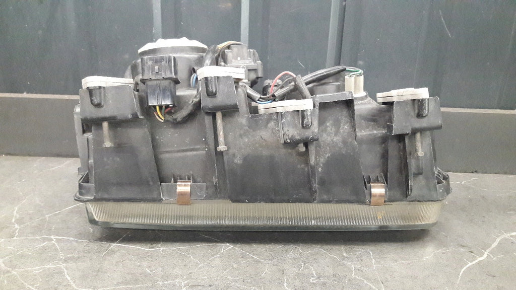 Frontscheinwerfer Mitsubishi Delica 100-37619 Links Scheinwerfer Headlight